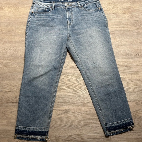 Midrise Boyfriend Jeans - Old Navy - Picture 3 of 7